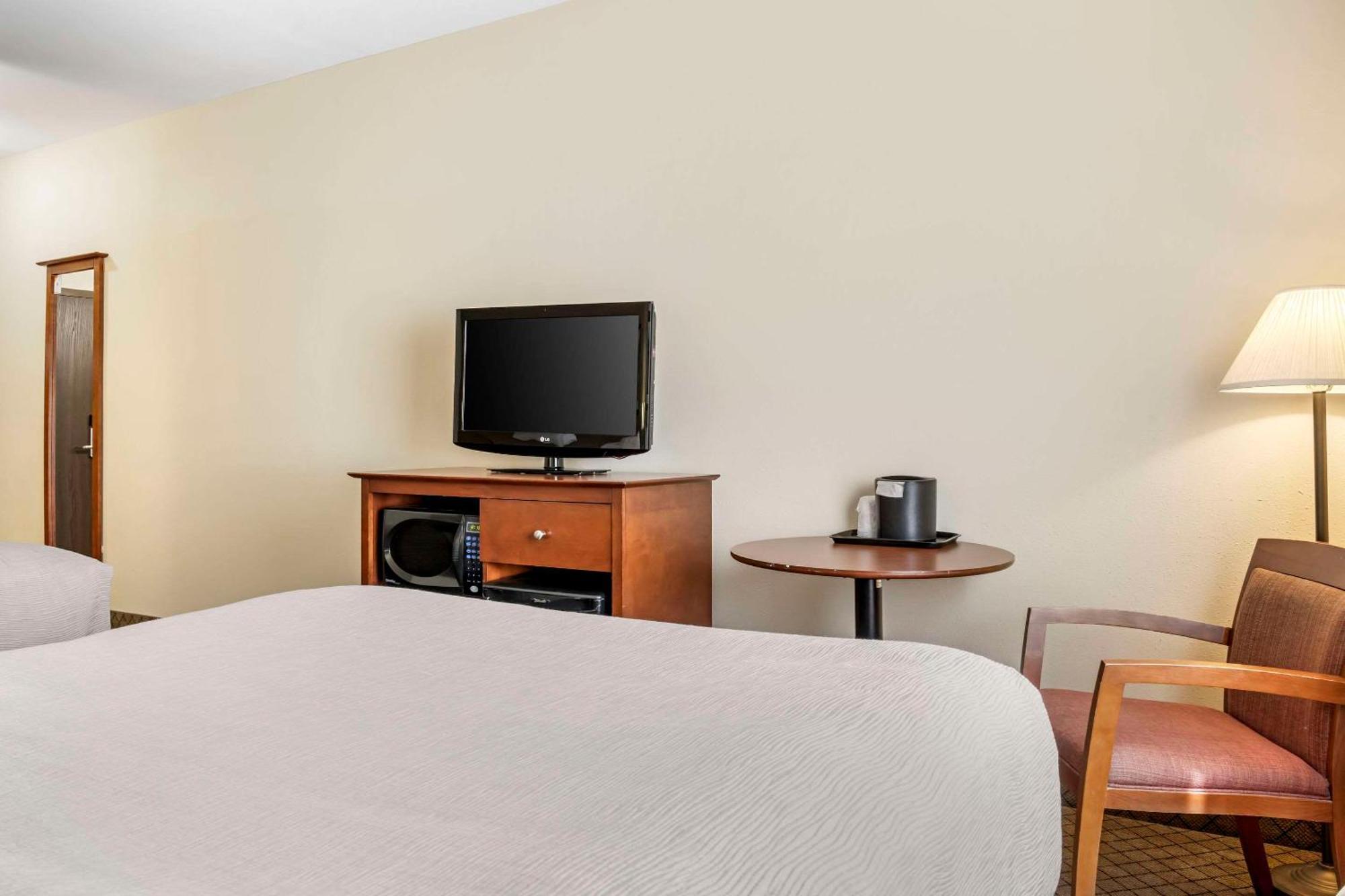 Quality Inn Airport Moncton Ngoại thất bức ảnh